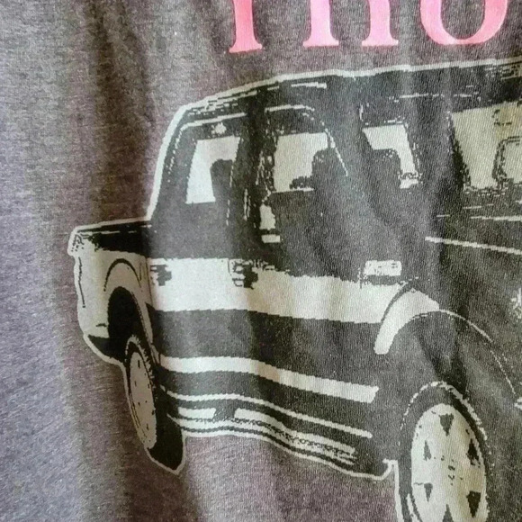 Brand New Girls Likes Truck FORD Women's SZ L Charcoal Short Sleeve - Picture 7 of 8